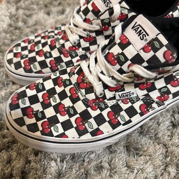 Vans Checkerboard Cherry Sneakers – Women’s Size 5.5 – Retro Skater Vibe - Picture 3 of 6